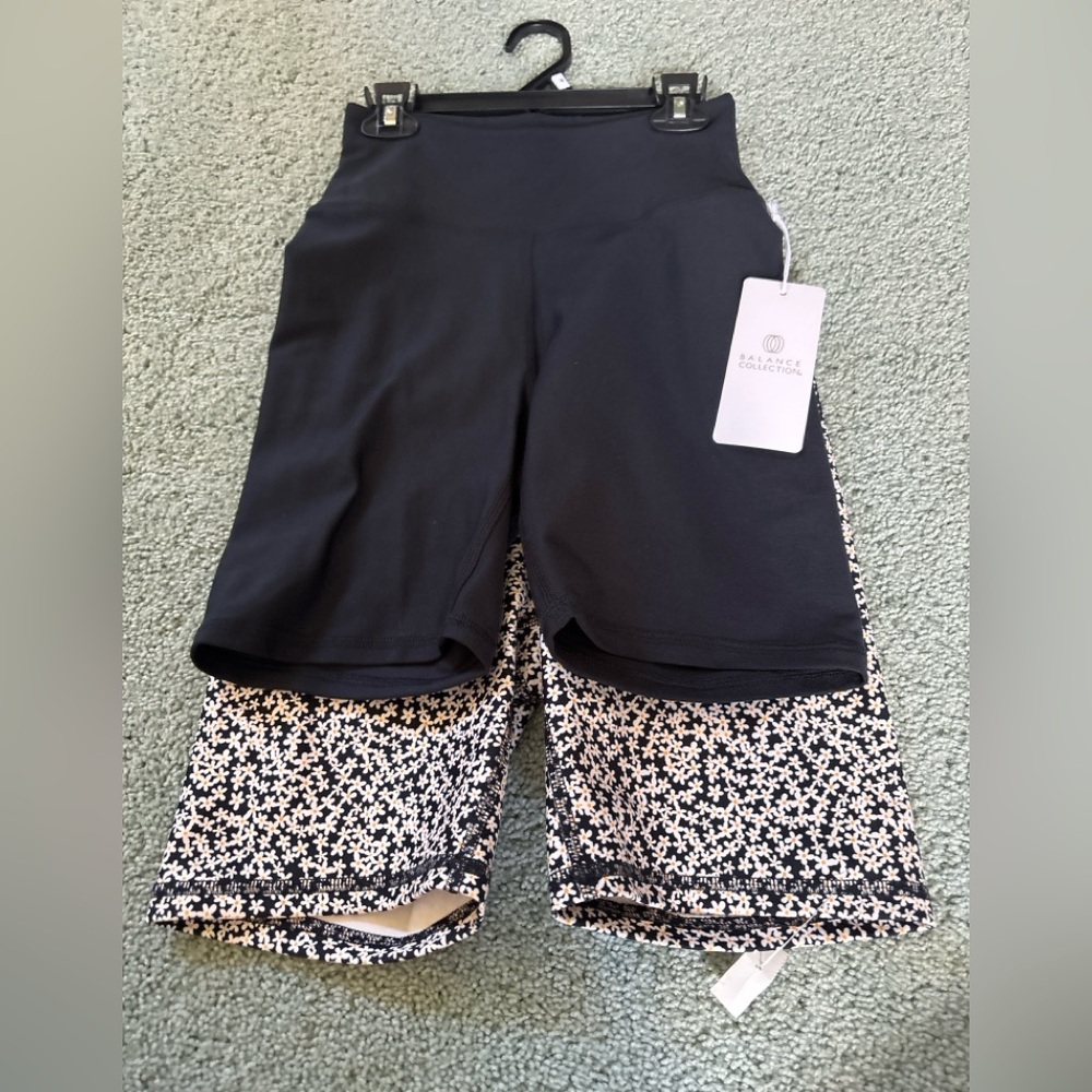 Balance Collection 2-Pack Easy Bermuda Shorts Black & Floral Daisy SizeSmall NWT